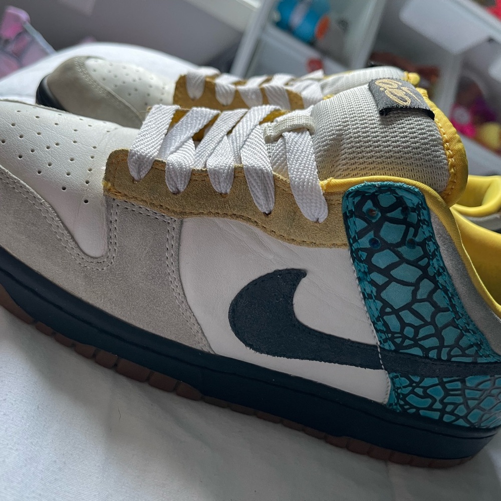 Men Multi-Color Sneakers